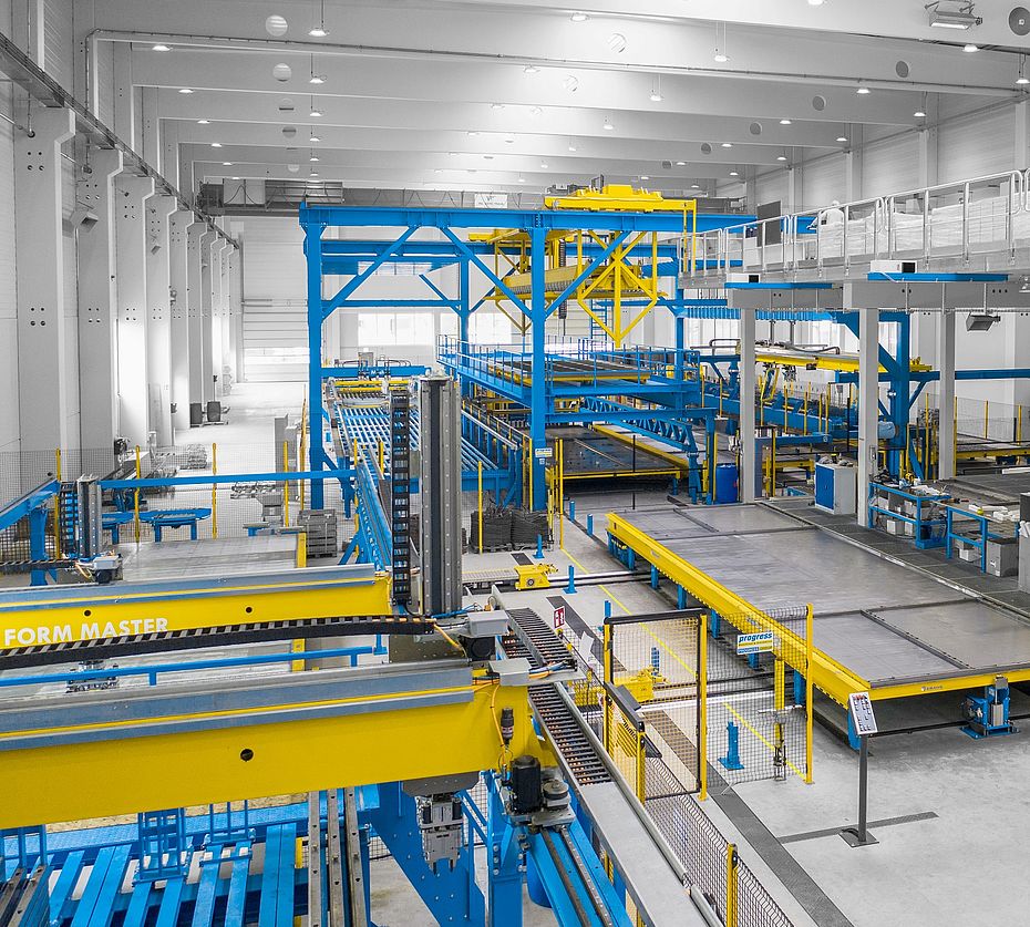Progress Group Form Master circulation system for automated precast concrete production in modern workshop hall